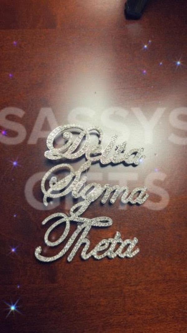 Delta Swirl Pin